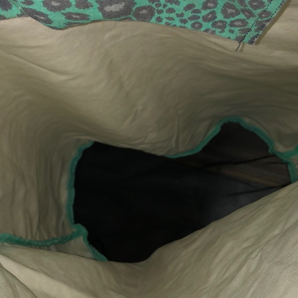 Victoria’s Secret PINK Leopard Print canvas travel laundry bag RARE - Picture 10 of 13